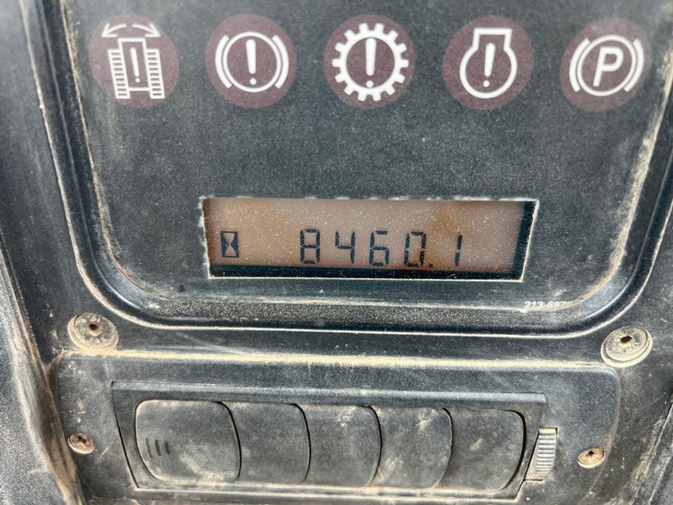 caterpillar-d5n-xl-image-30