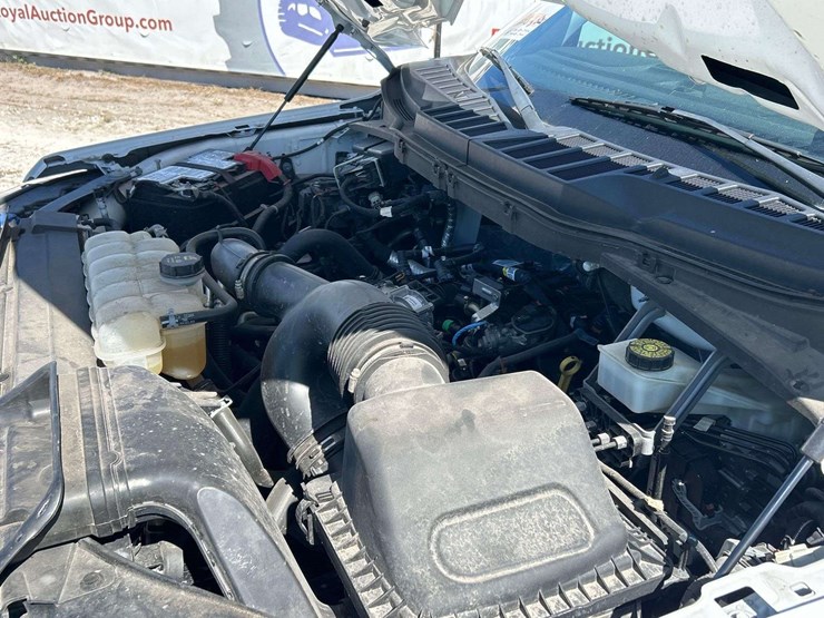 2023-ford-f150-image-8