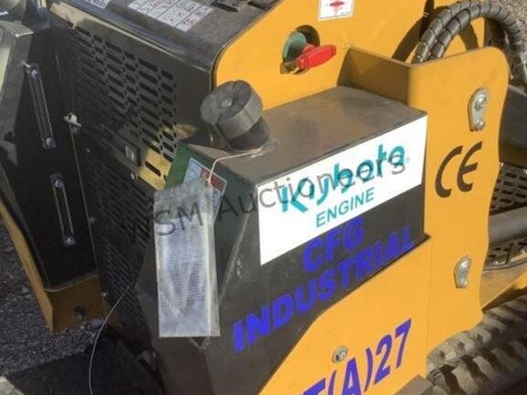 2025-cfg-kkta27-stand-up-skid-steer-image-9