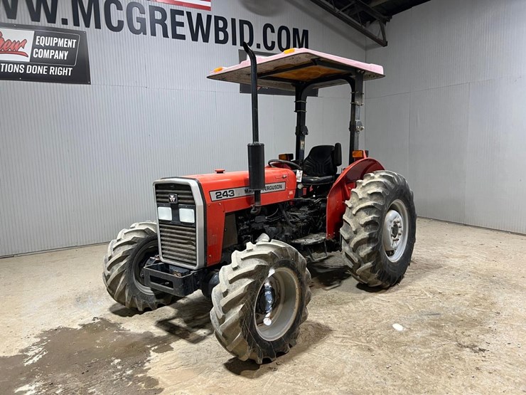 massey-ferguson-243-image-2