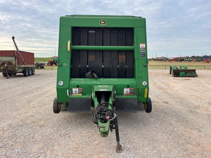 2000-john-deere-567-image-2