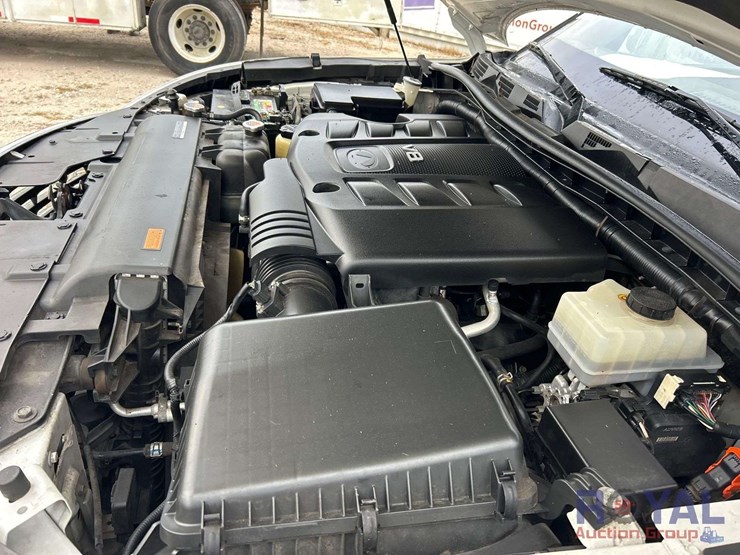 2012-infiniti-qx56-image-8