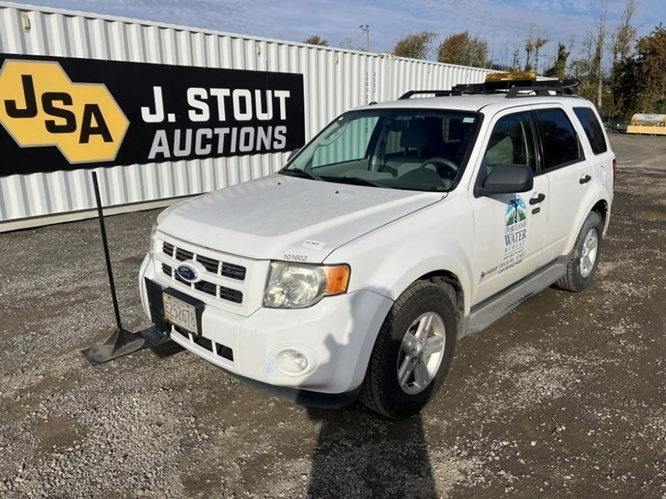 2010-ford-escape-hybrid-image-1