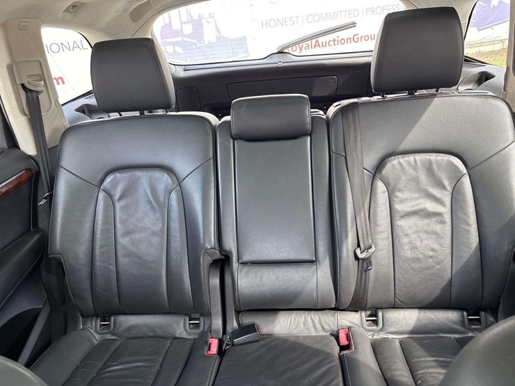 2012-audi-q7-premium-plus-awd-suv-image-20