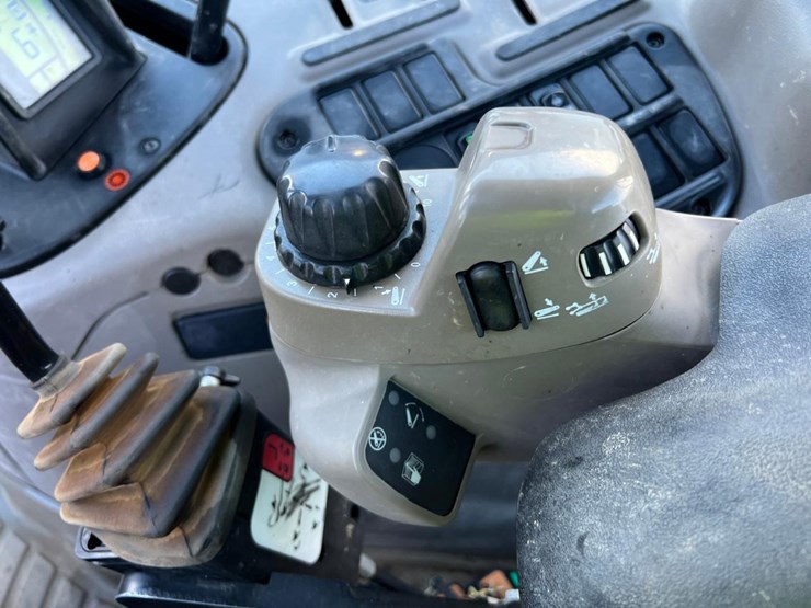 case-ih-maxxum-125-image-36