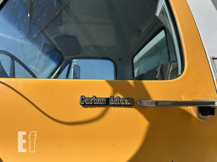 1974-chevrolet-c65-image-9