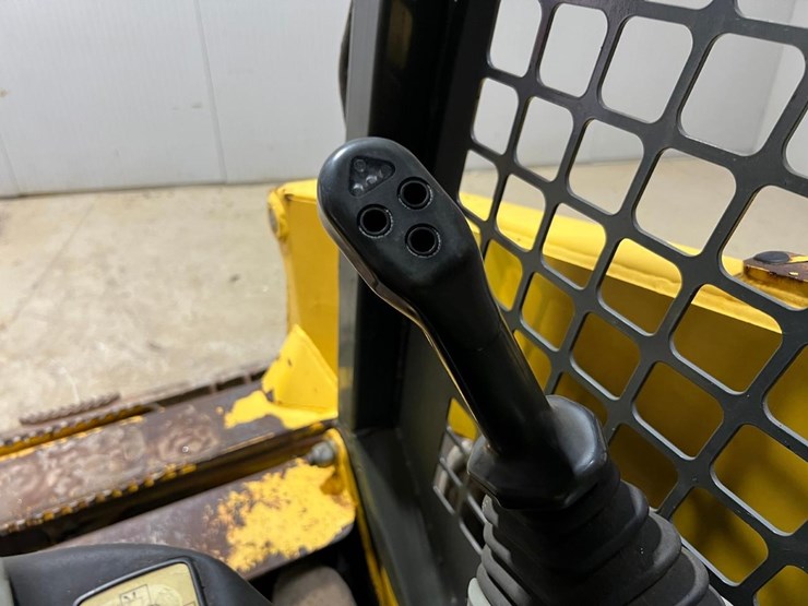 komatsu-sk1020-image-21