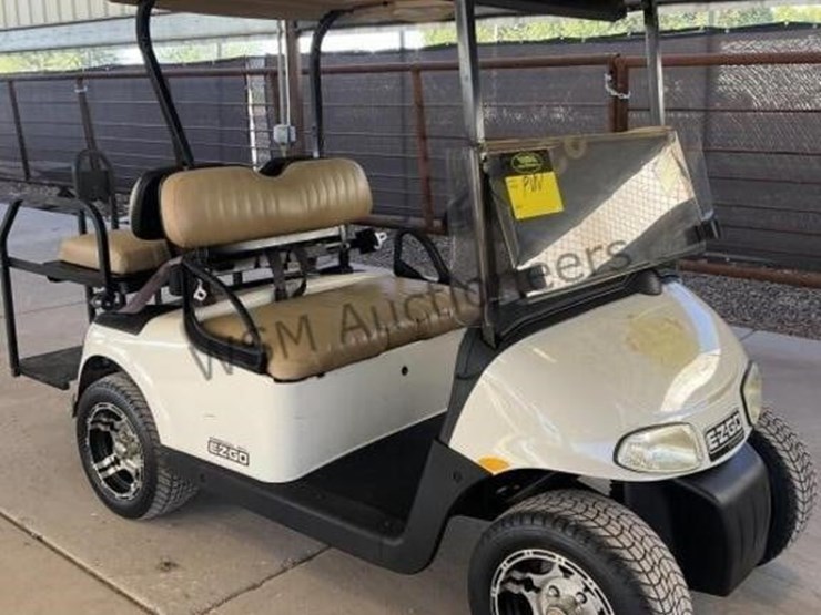 2013-ez-go-freedom-rxv-golf-cart-image-2