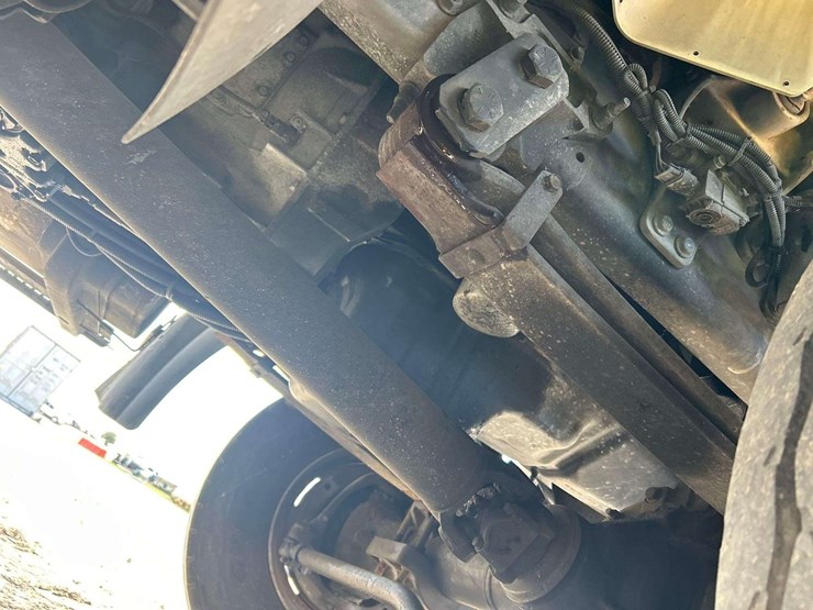 2013-international-workstar-7400-image-36