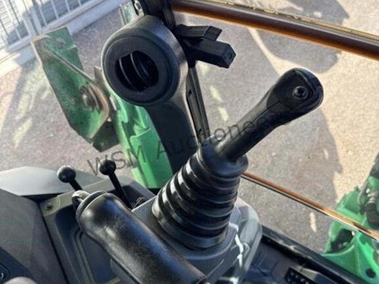 deere-310l-ep-image-36