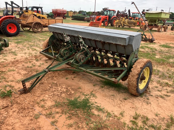 john-deere-14-image-1