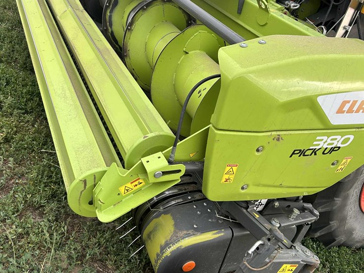 claas-380-image-3