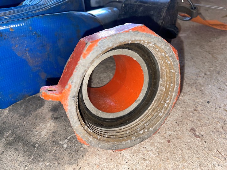 #1065-•-2"-discharge-hose-and-couplers-image-12