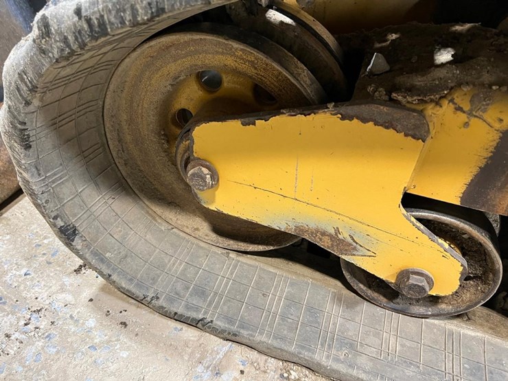 2022-caterpillar-289d3-image-13