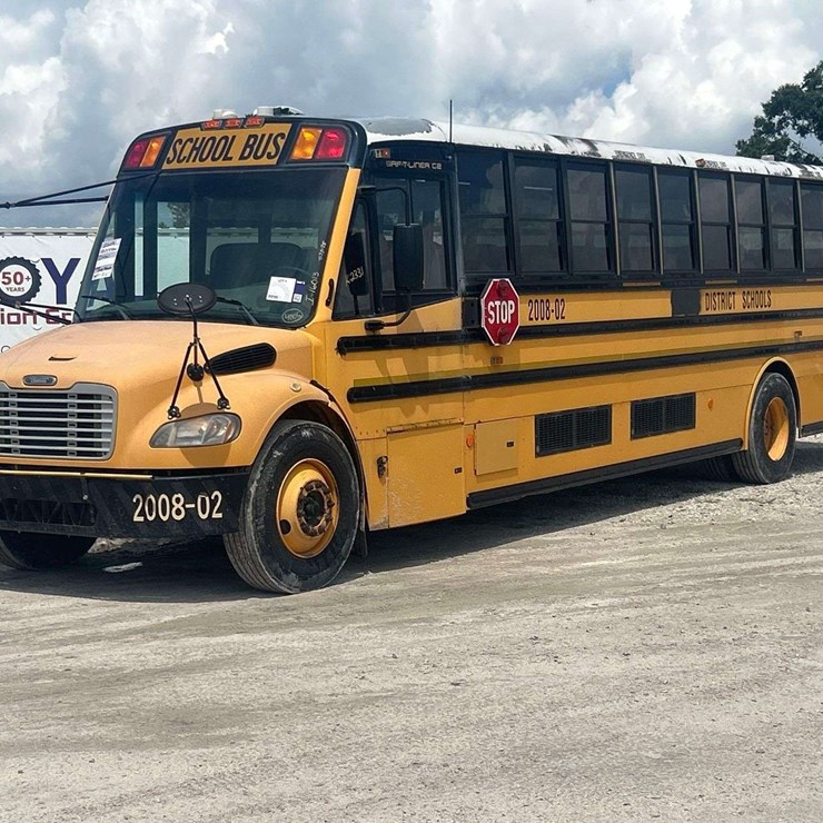 2009 FREIGHTLINER B2