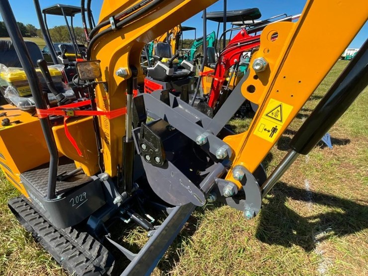 unused-cfg-mx12r-mini-excavator-(rato-15hp,-9.7kw-image-3