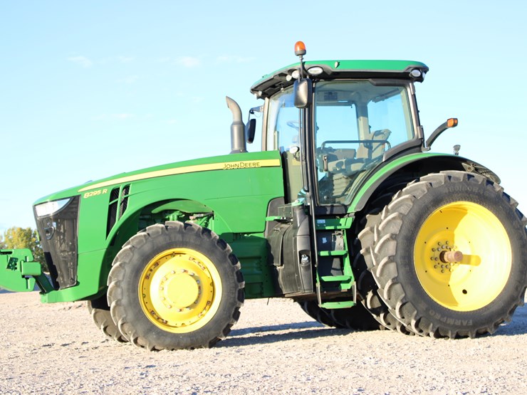 john-deere-r-image-2