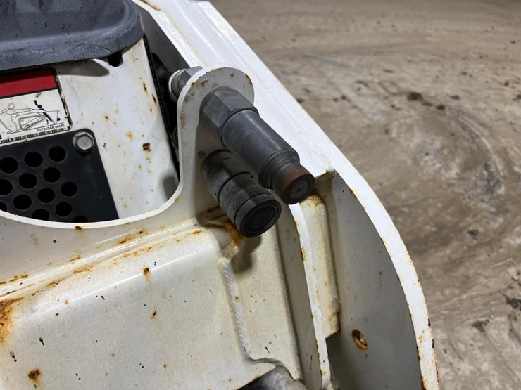 2018-bobcat-mt85-image-11