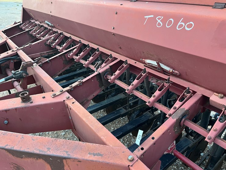 international-5100-image-2