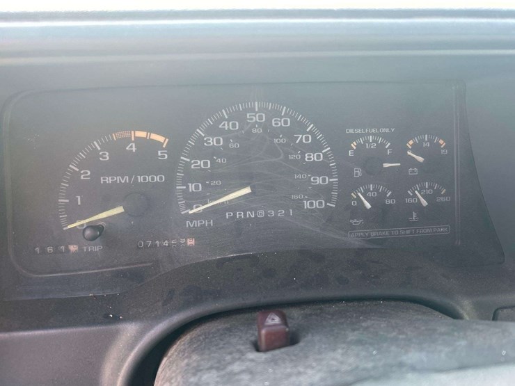 1997-chevrolet-c3500-auto-crane-service-truck-image-11