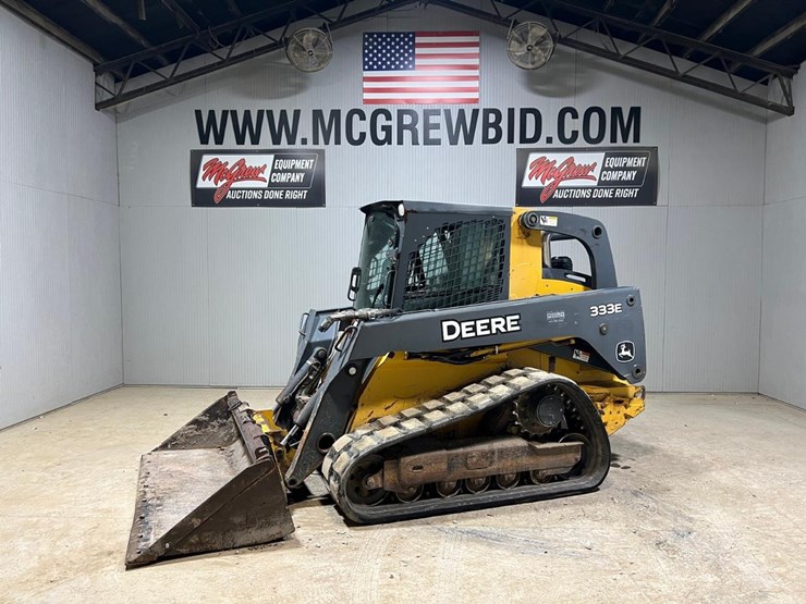deere-333e-image-1