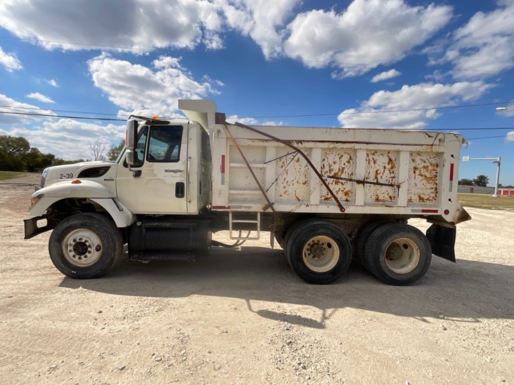 2009-international-workstar-7500-image-8