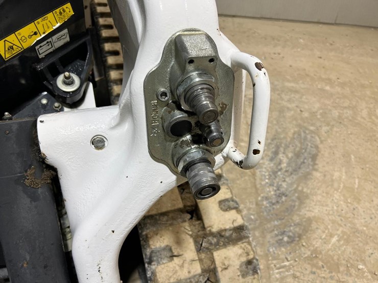 2022-bobcat-t66-image-11