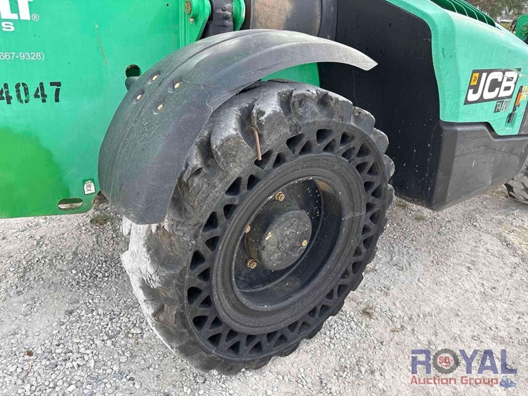 2017-jcb-510-image-28