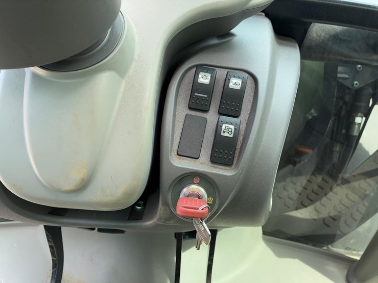 2022-deutz-fahr-5110g-image-29