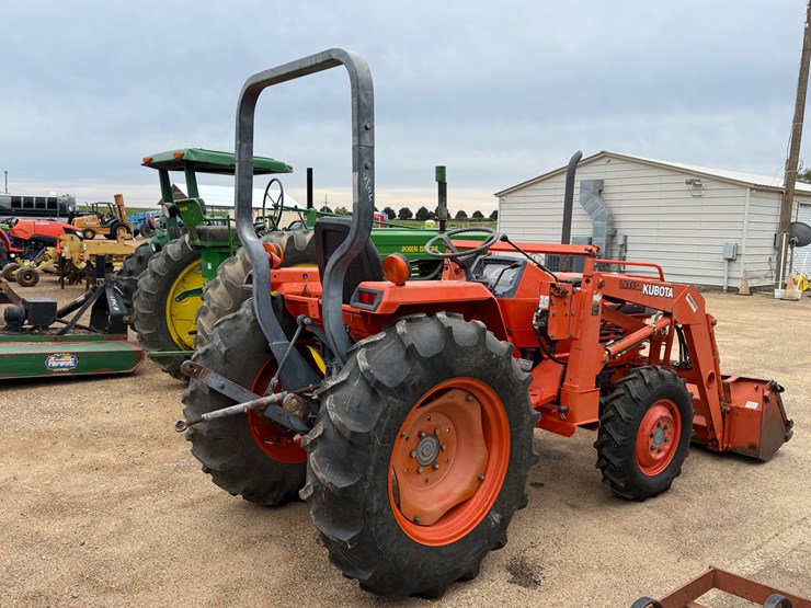 kubota-l2950-image-4