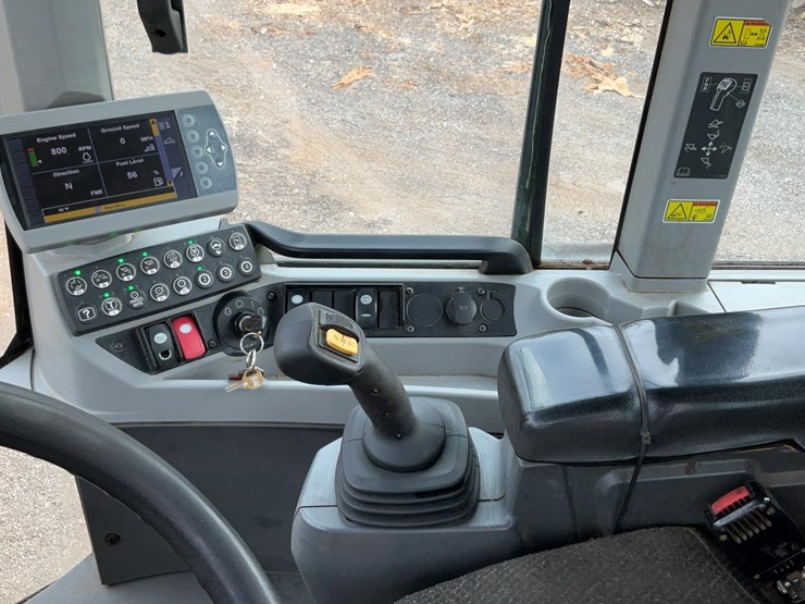 2013-caterpillar-924k-image-13