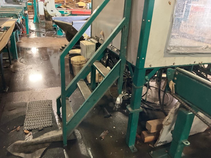 #100-•-2014-wood-mizer-wm4000-thin-kerf-image-27