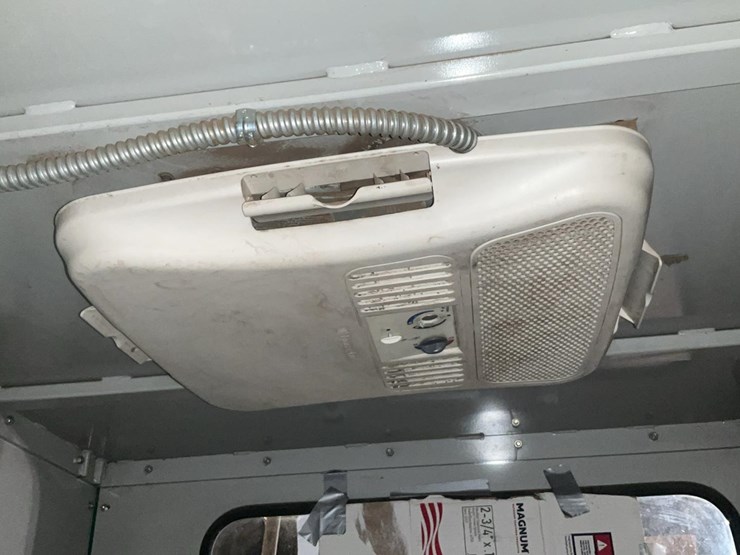 #102-•-2014-wood-mizer-wm4000-thin-kerf-image-24