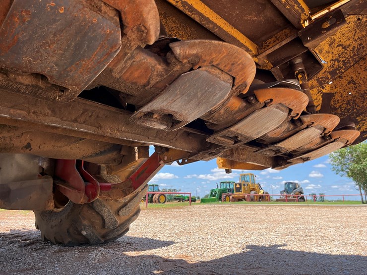 2009-new-holland-h8060-image-9