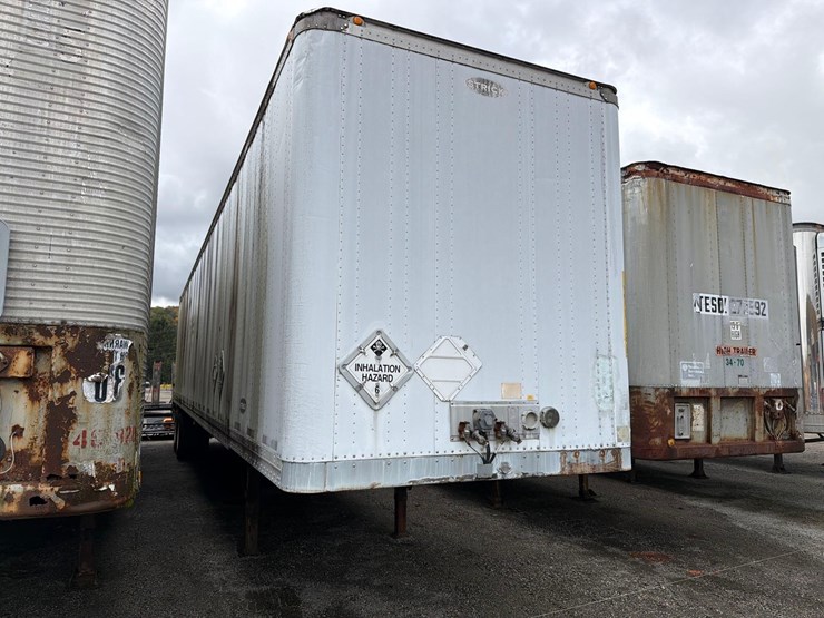 1998-strick-trailer-image-2