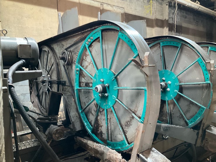 #130-•-wood-mizer-pallet-lumber-resaw-image-66