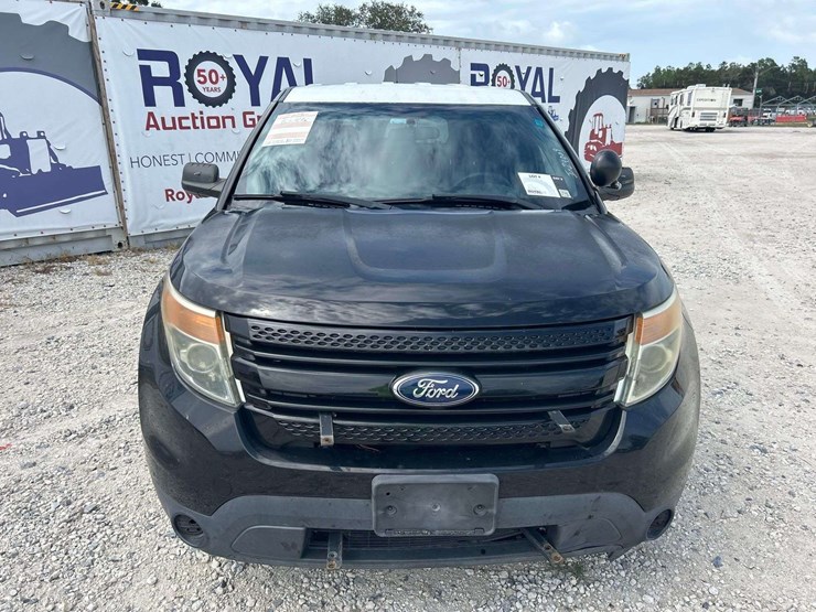 2013-ford-explorer-image-21