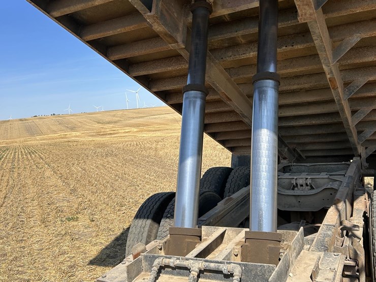 1974-chevrolet-c65-image-30