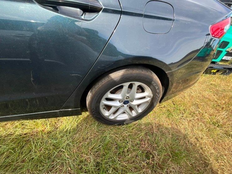 2014-ford-fusion-se-(at,-2.5l,-miles-read-170449,-image-6