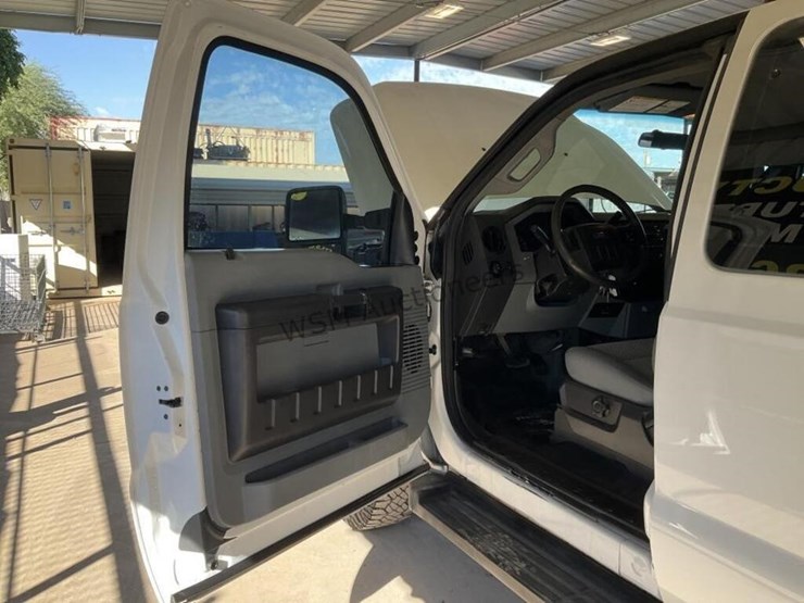 2013-ford-f250-image-24