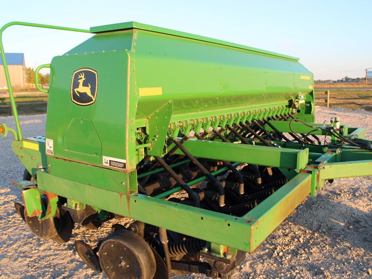 john-deere-1590-image-43