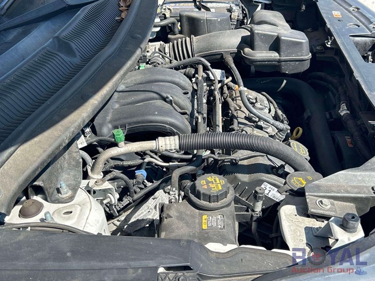 2018-ford-explorer-image-10