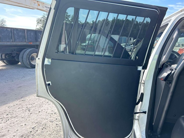 2018-chevrolet-tahoe-image-18