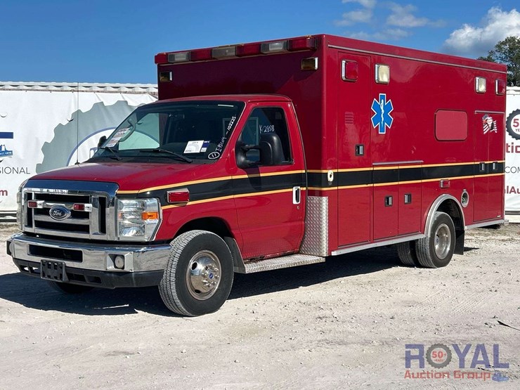 2009-ford-e450-image-1