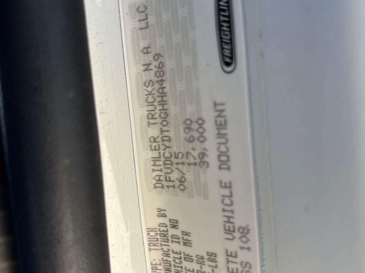 2016-freightliner-m2-106-4x4-altec-bucket-truck-image-47