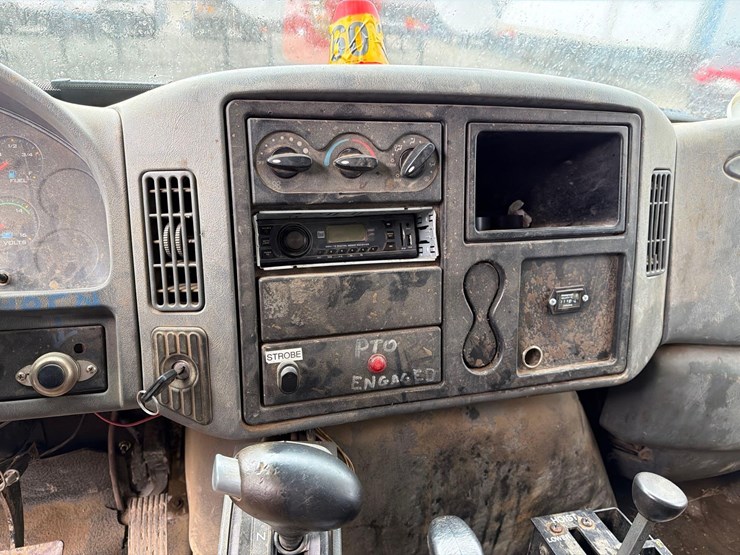 international-durastar-4300-image-20