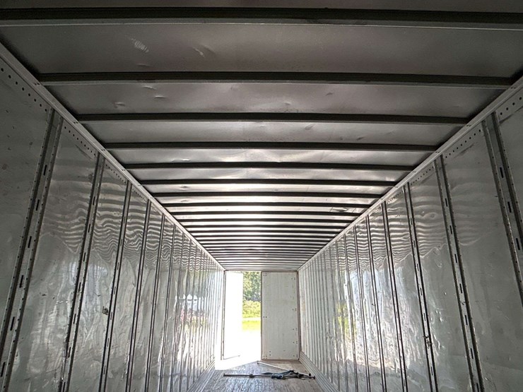 2009-utility-van-image-7