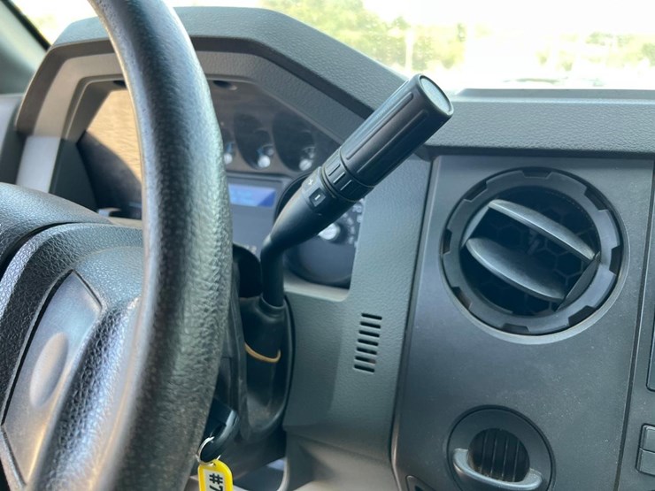 2015-ford-f350-image-31