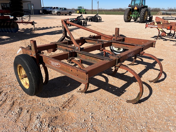 #t15040-•-bush-hog-chisel-image-6