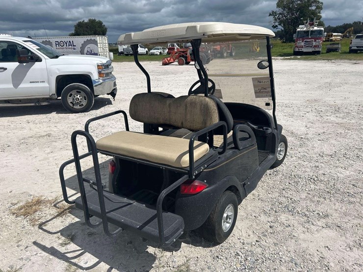 2001-club-car-electric-cart-image-3